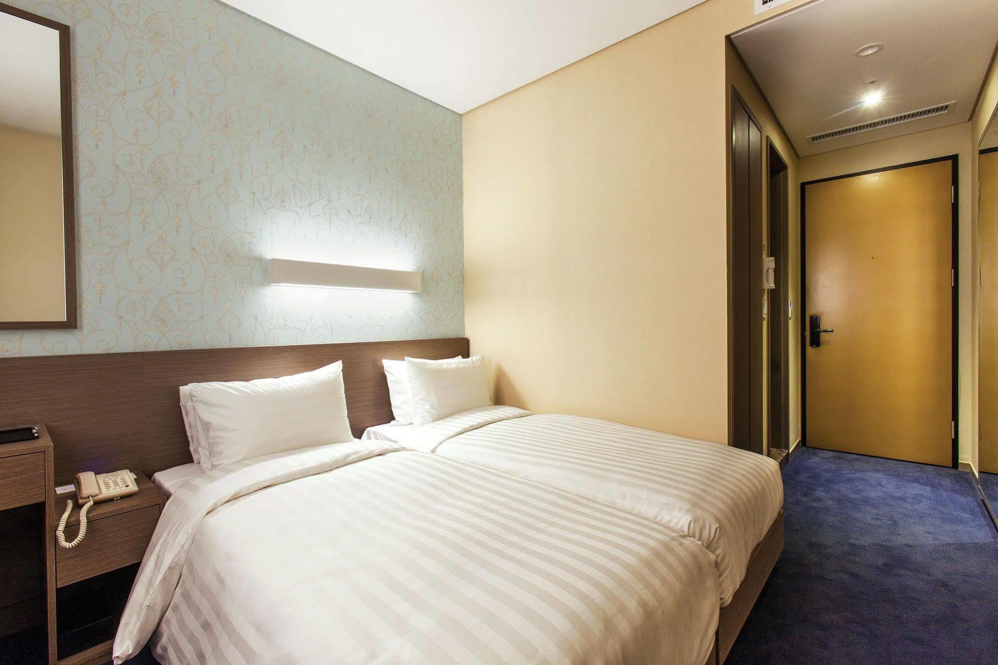 Migliore Hotel Seoul Myeongdong Экстерьер фото